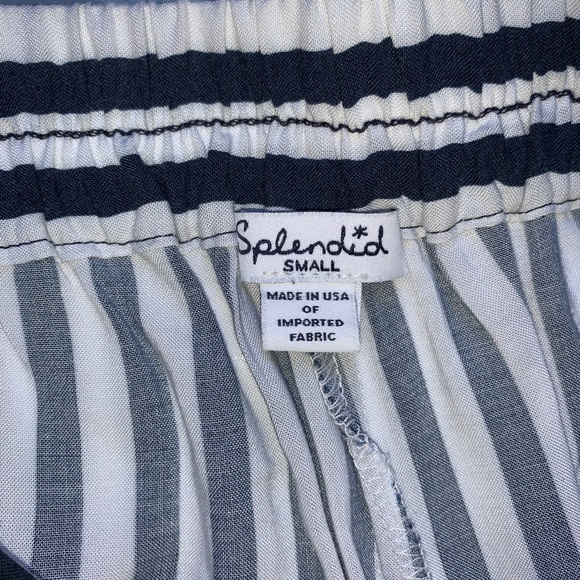 Splendid navy and white striped shorts size S! - Picture 3 of 5